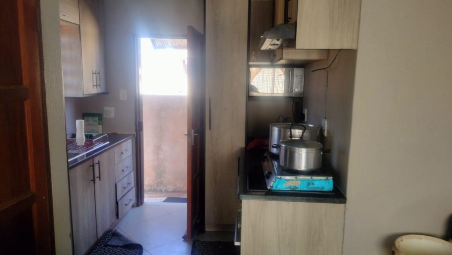 2 Bedroom Property for Sale in Soshanguve WW Gauteng