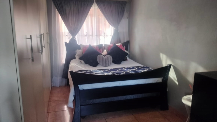 3 Bedroom Property for Sale in Soshanguve WW Gauteng