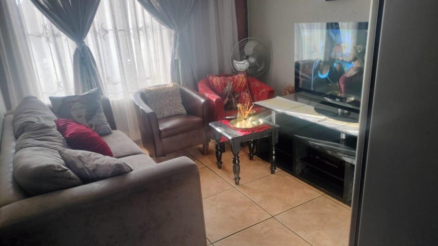 3 Bedroom Property for Sale in Soshanguve WW Gauteng