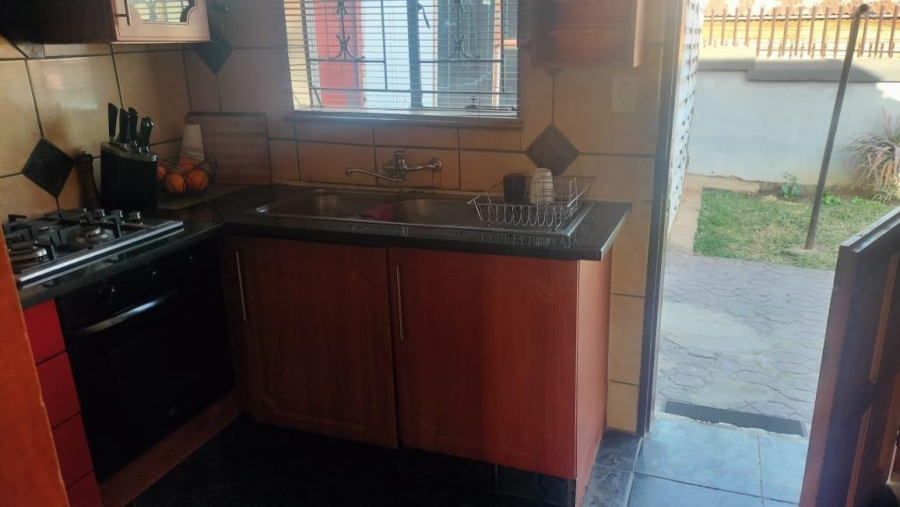 3 Bedroom Property for Sale in Soshanguve WW Gauteng