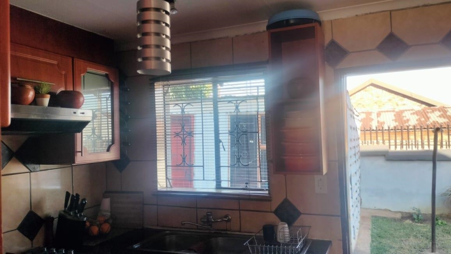 3 Bedroom Property for Sale in Soshanguve WW Gauteng