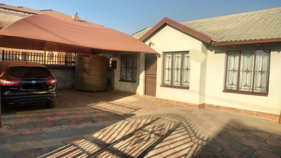 3 Bedroom Property for Sale in Soshanguve WW Gauteng