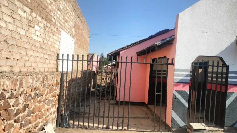 3 Bedroom Property for Sale in Mabopane Gauteng