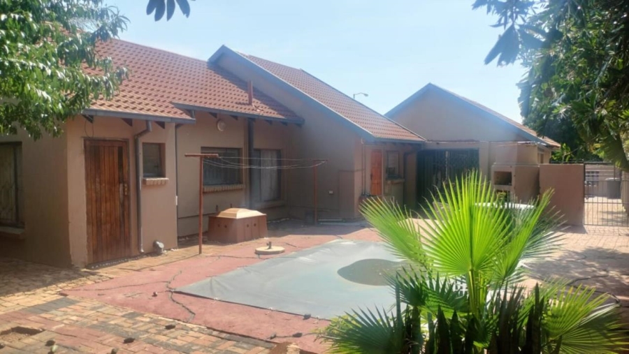 3 Bedroom Property for Sale in The Orchards Gauteng