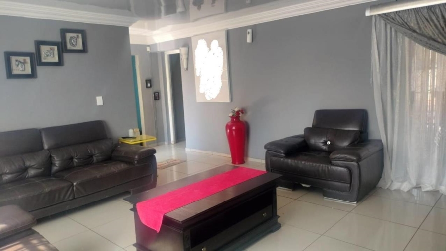 3 Bedroom Property for Sale in The Orchards Gauteng