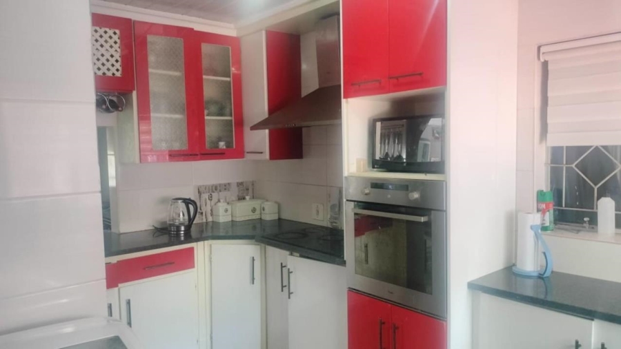 3 Bedroom Property for Sale in The Orchards Gauteng