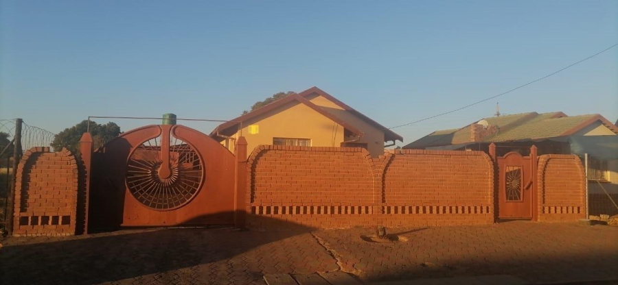 3 Bedroom Property for Sale in Lebanon Gauteng