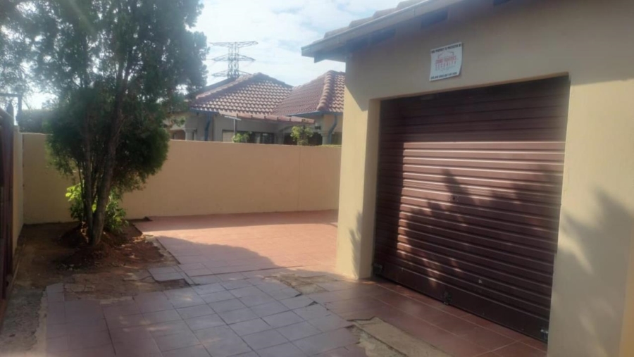 3 Bedroom Property for Sale in Soshanguve VV Gauteng