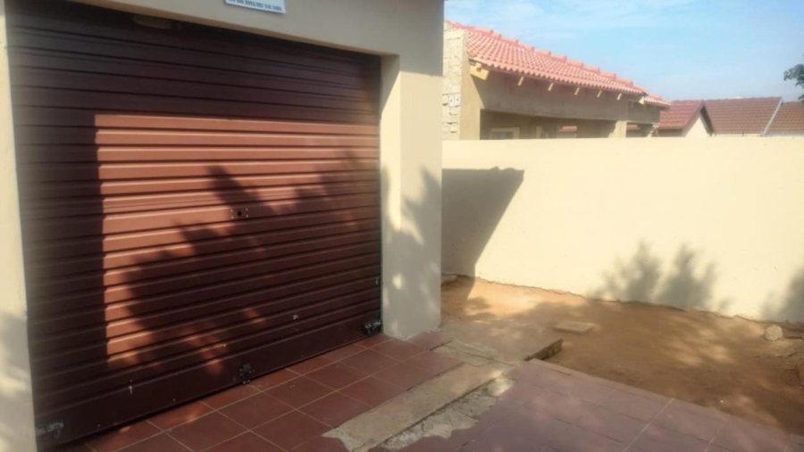 3 Bedroom Property for Sale in Soshanguve VV Gauteng