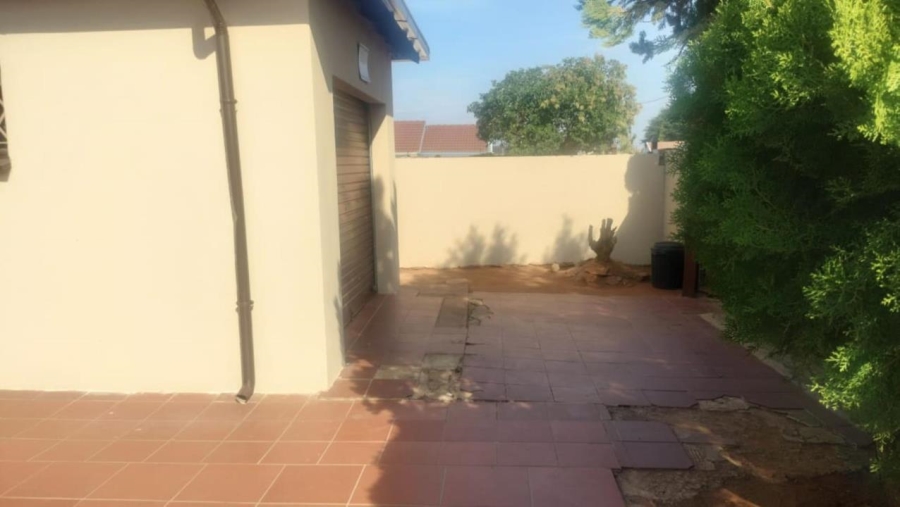 3 Bedroom Property for Sale in Soshanguve VV Gauteng