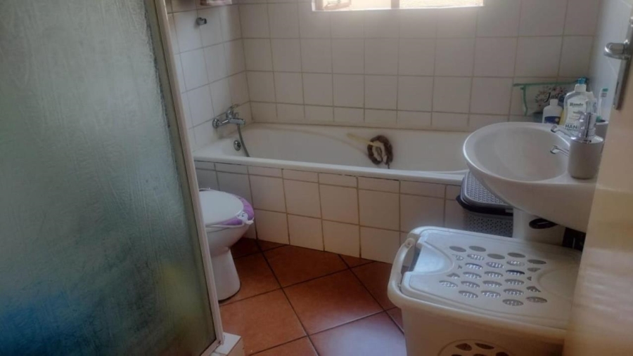 3 Bedroom Property for Sale in Soshanguve VV Gauteng