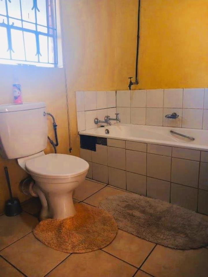 2 Bedroom Property for Sale in Birch Acres Gauteng