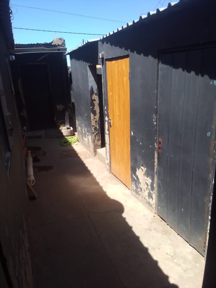 2 Bedroom Property for Sale in Devland Gauteng