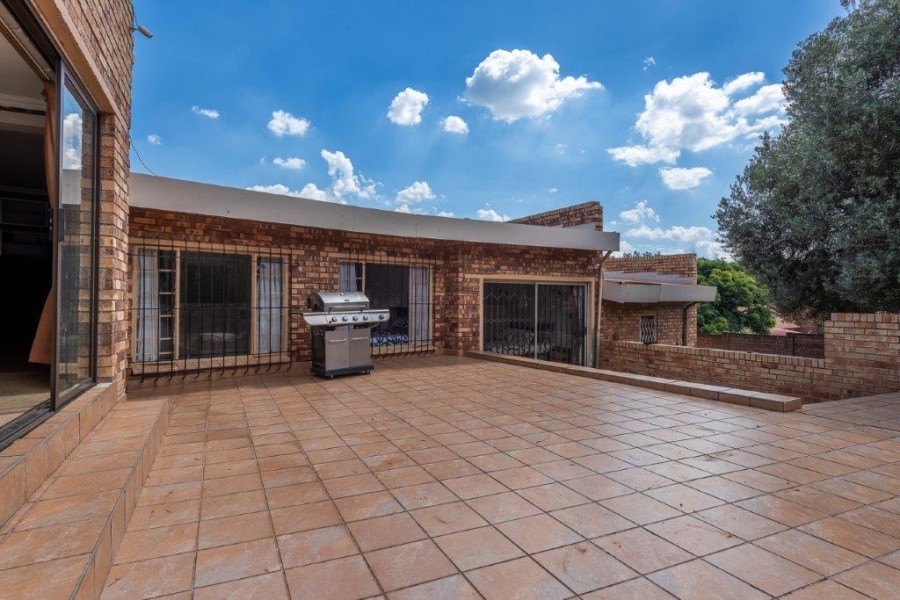 3 Bedroom Property for Sale in Suideroord Gauteng