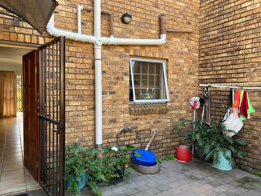 3 Bedroom Property for Sale in Ferndale Gauteng