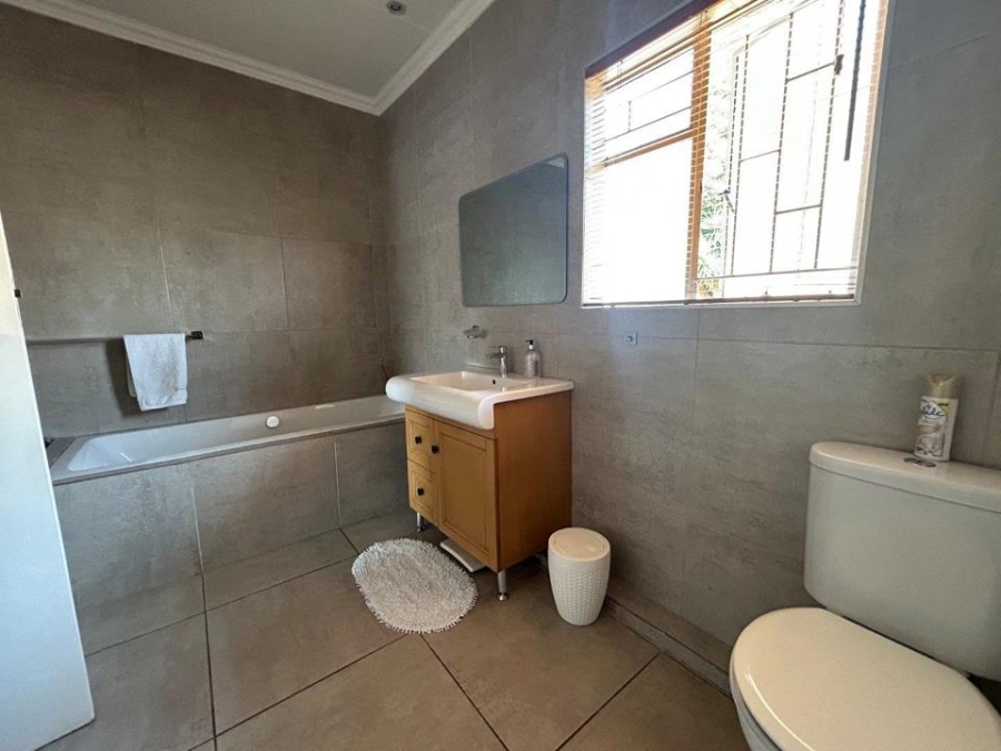 3 Bedroom Property for Sale in Bramley Gauteng