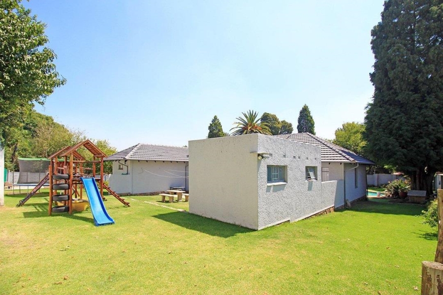 4 Bedroom Property for Sale in Savoy Estate Gauteng