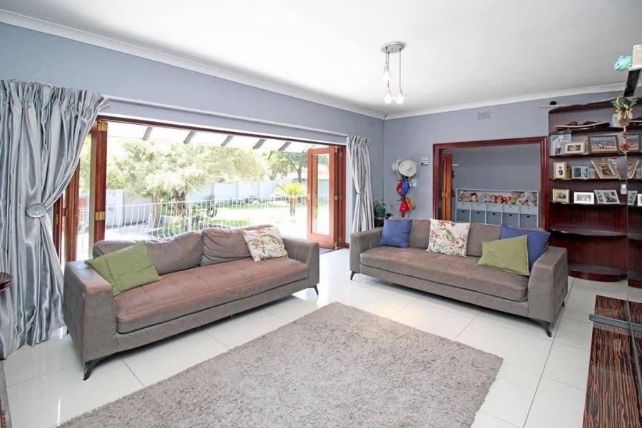 4 Bedroom Property for Sale in Savoy Estate Gauteng