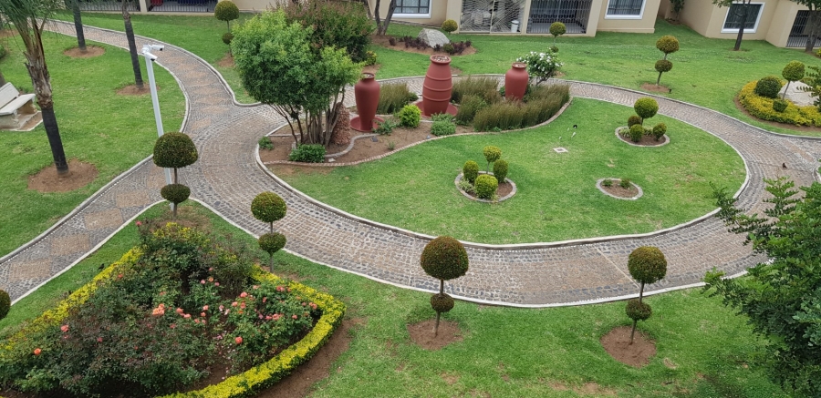 2 Bedroom Property for Sale in Halfway Gardens Gauteng