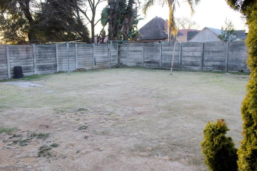 To Let 1 Bedroom Property for Rent in Kempton Park Central Gauteng