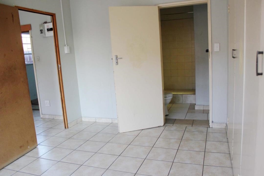 To Let 1 Bedroom Property for Rent in Kempton Park Central Gauteng