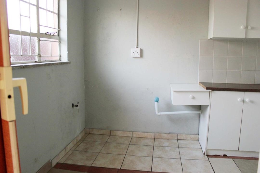 To Let 1 Bedroom Property for Rent in Kempton Park Central Gauteng