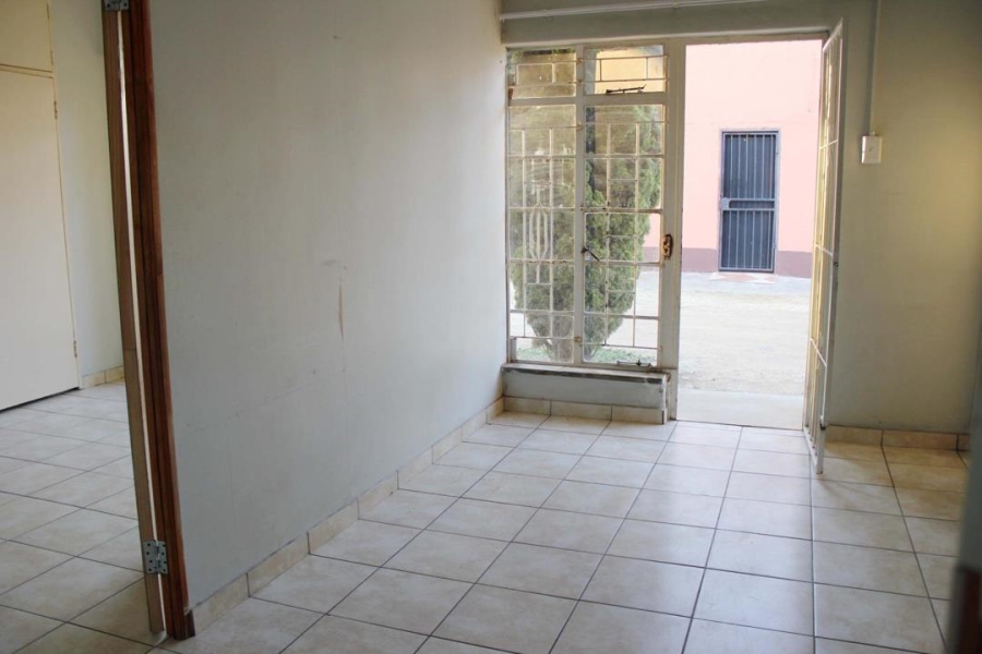 To Let 1 Bedroom Property for Rent in Kempton Park Central Gauteng