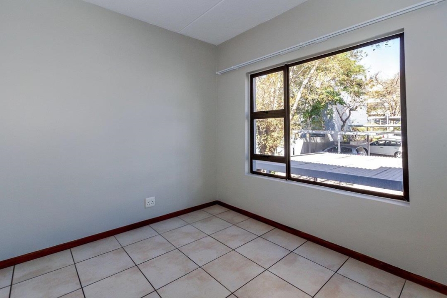 2 Bedroom Property for Sale in Waterstone Park Gauteng