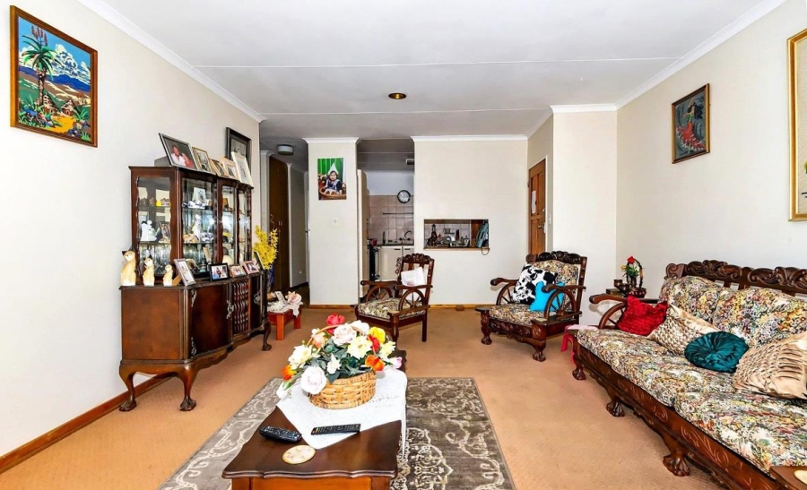 2 Bedroom Property for Sale in Terenure Gauteng