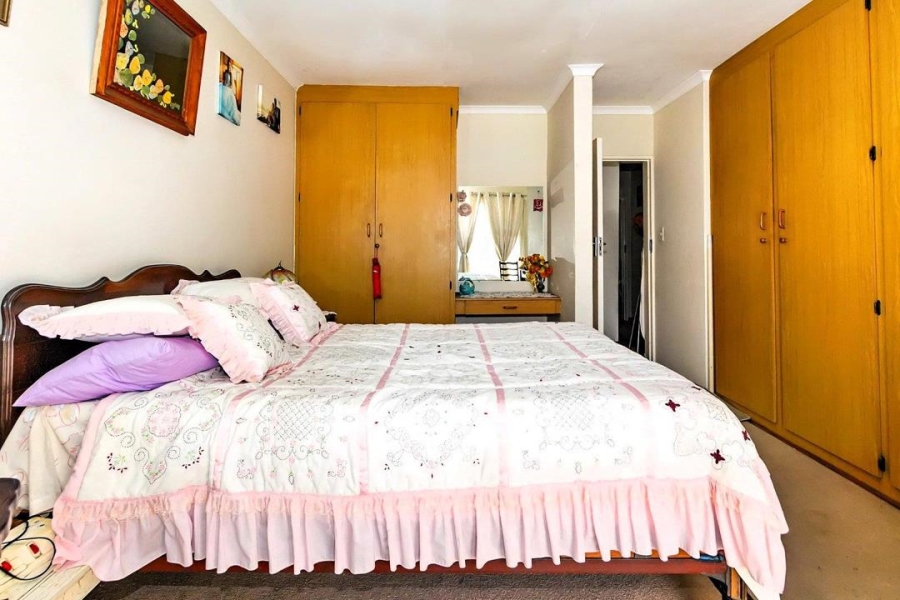 2 Bedroom Property for Sale in Terenure Gauteng