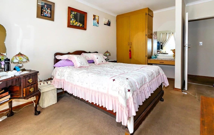 2 Bedroom Property for Sale in Terenure Gauteng