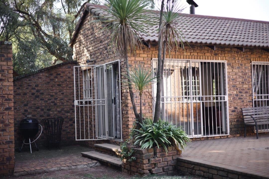 3 Bedroom Property for Sale in Birch Acres Gauteng