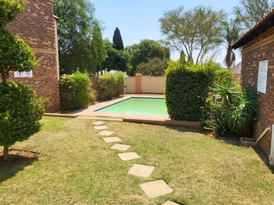 To Let 3 Bedroom Property for Rent in Equestria Gauteng