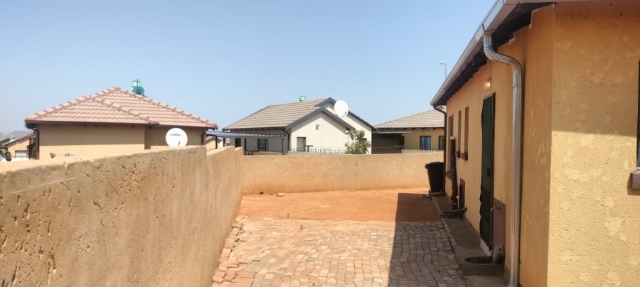 3 Bedroom Property for Sale in Soshanguve Gauteng