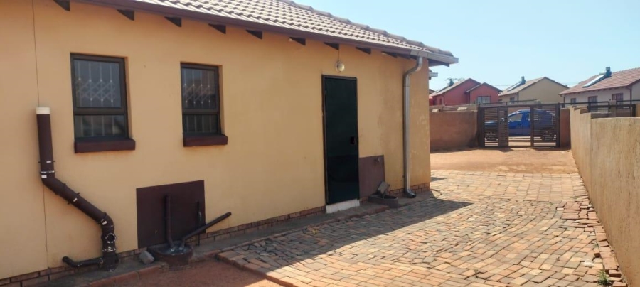 3 Bedroom Property for Sale in Soshanguve Gauteng