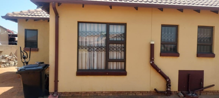 3 Bedroom Property for Sale in Soshanguve Gauteng