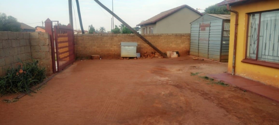 2 Bedroom Property for Sale in Soshanguve XX Gauteng