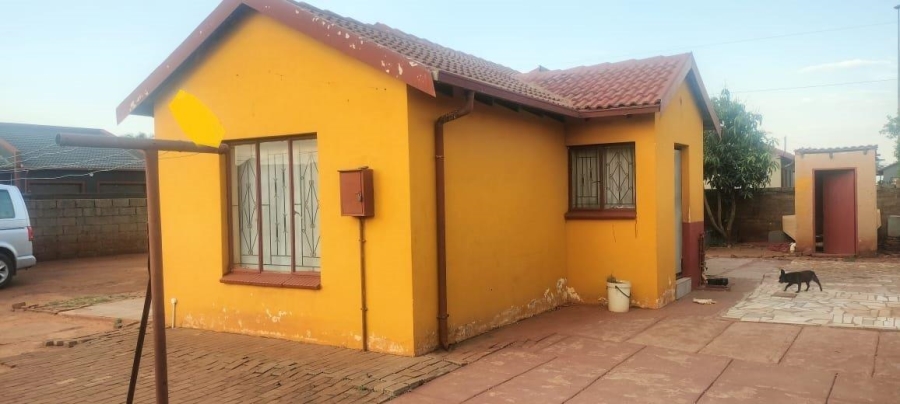 2 Bedroom Property for Sale in Soshanguve XX Gauteng