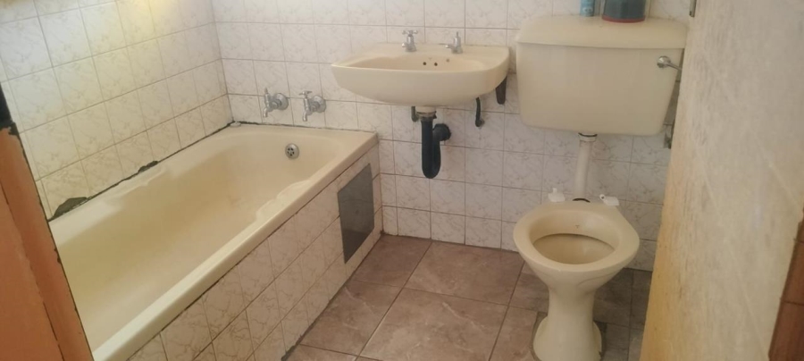 3 Bedroom Property for Sale in Soshanguve DD Gauteng