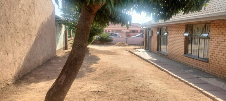 3 Bedroom Property for Sale in Soshanguve DD Gauteng