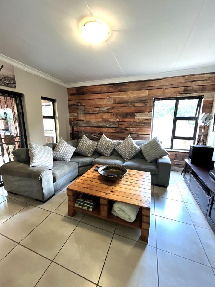 3 Bedroom Property for Sale in Bronberg Gauteng