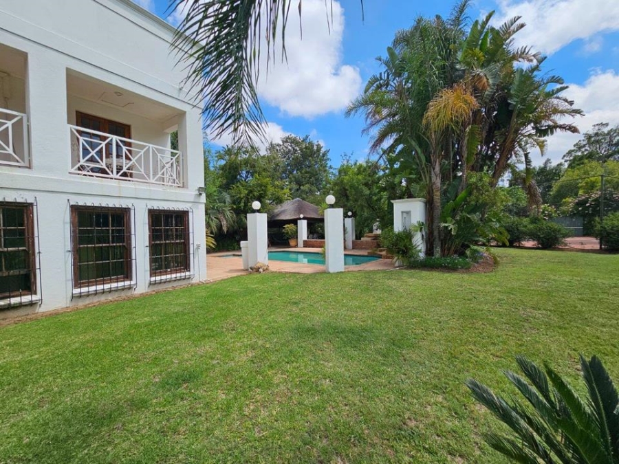 5 Bedroom Property for Sale in Randjesfontein A H Gauteng