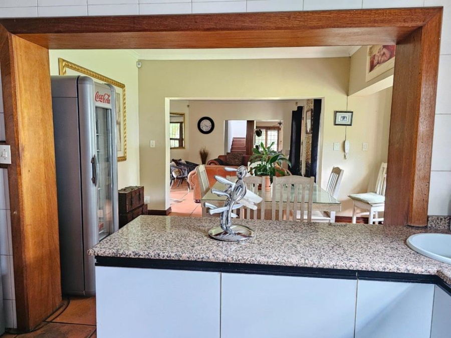 5 Bedroom Property for Sale in Randjesfontein A H Gauteng