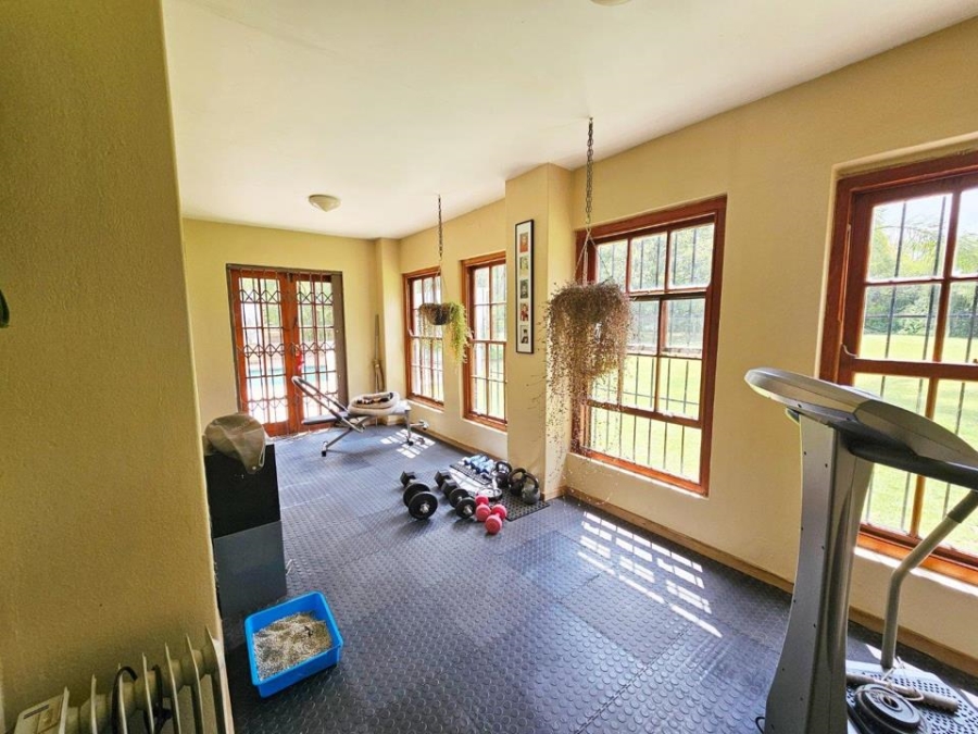 5 Bedroom Property for Sale in Randjesfontein A H Gauteng