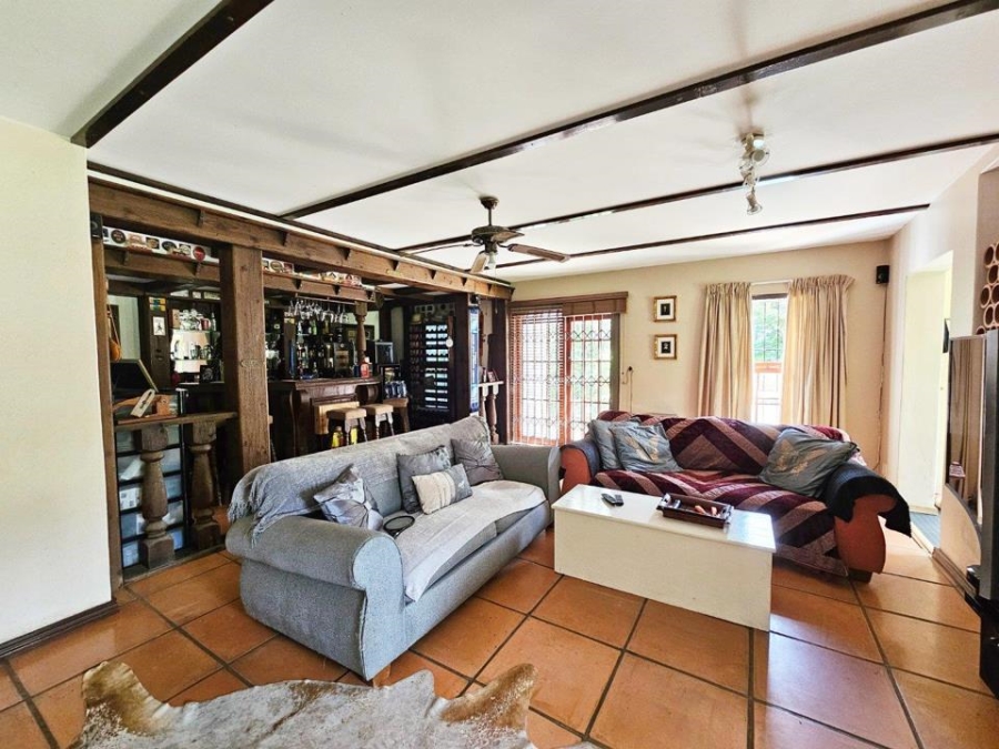 5 Bedroom Property for Sale in Randjesfontein A H Gauteng