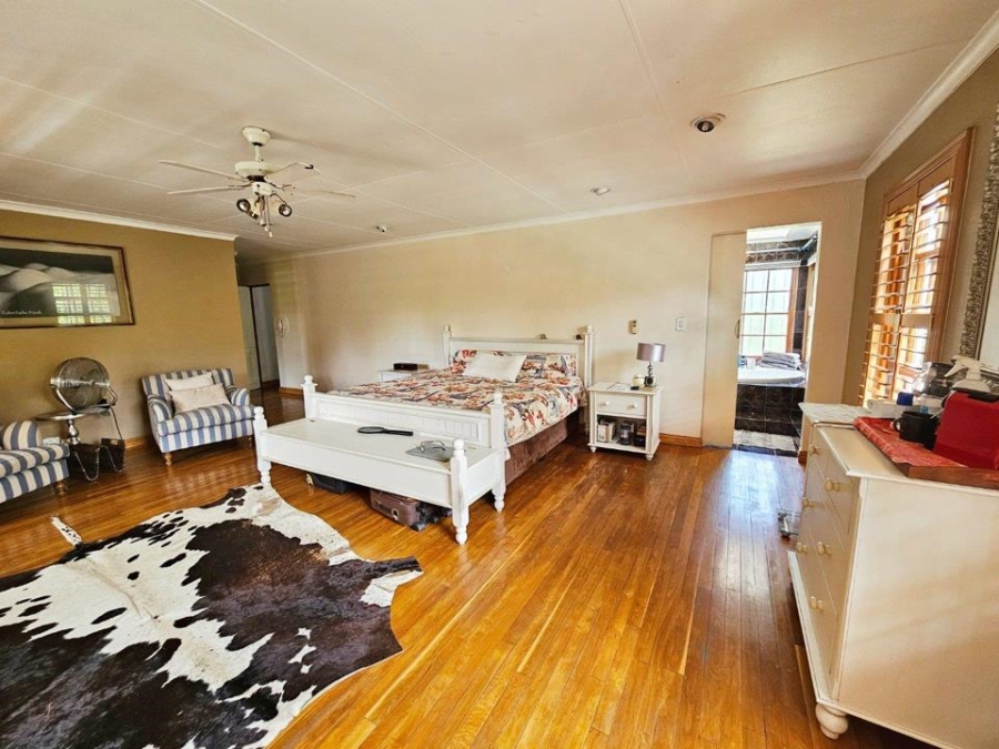 5 Bedroom Property for Sale in Randjesfontein A H Gauteng