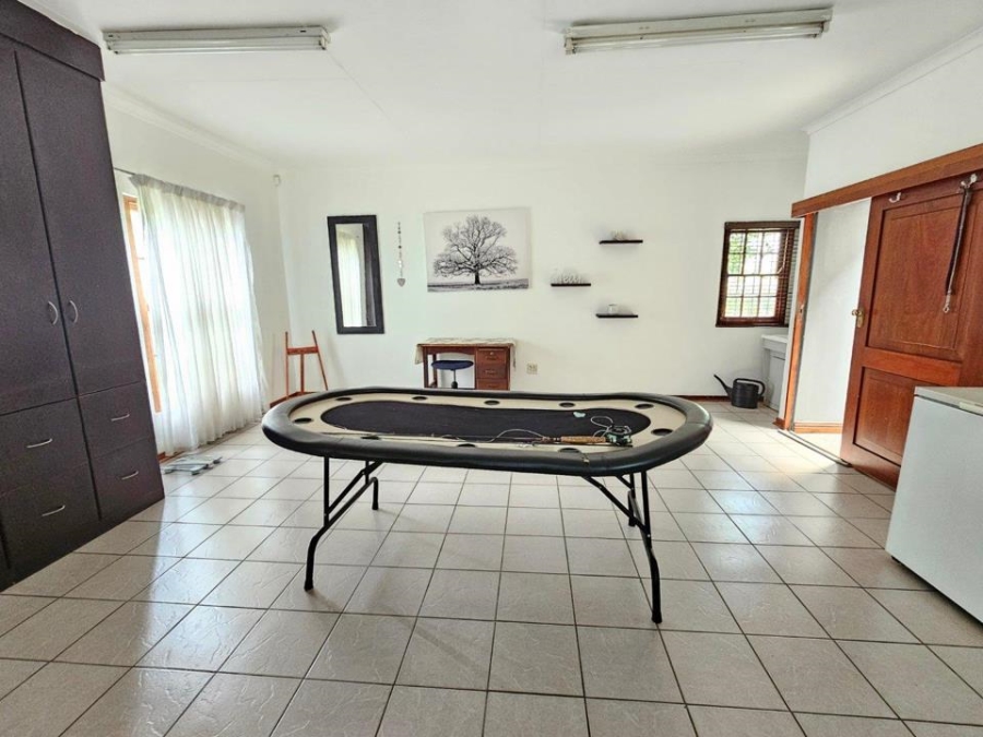 5 Bedroom Property for Sale in Randjesfontein A H Gauteng