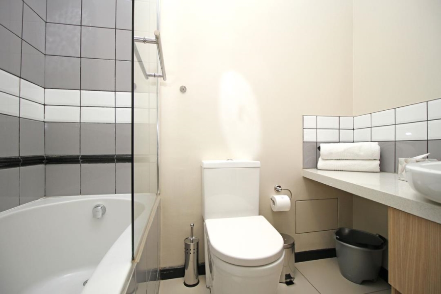 2 Bedroom Property for Sale in Rosebank Gauteng