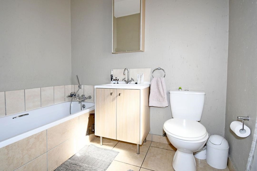 2 Bedroom Property for Sale in Ferndale Gauteng