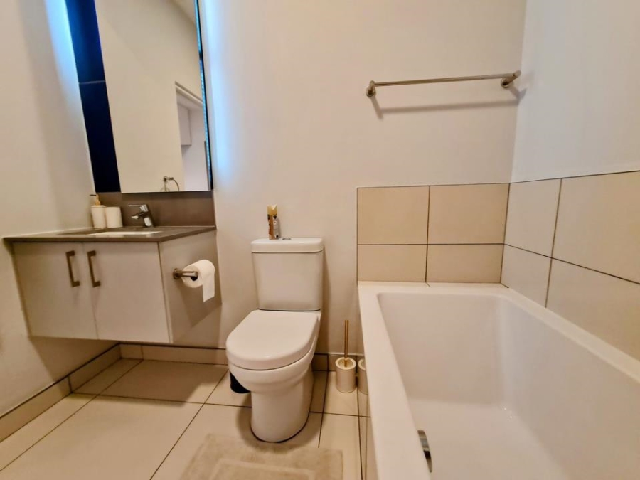 2 Bedroom Property for Sale in Rosebank Gauteng